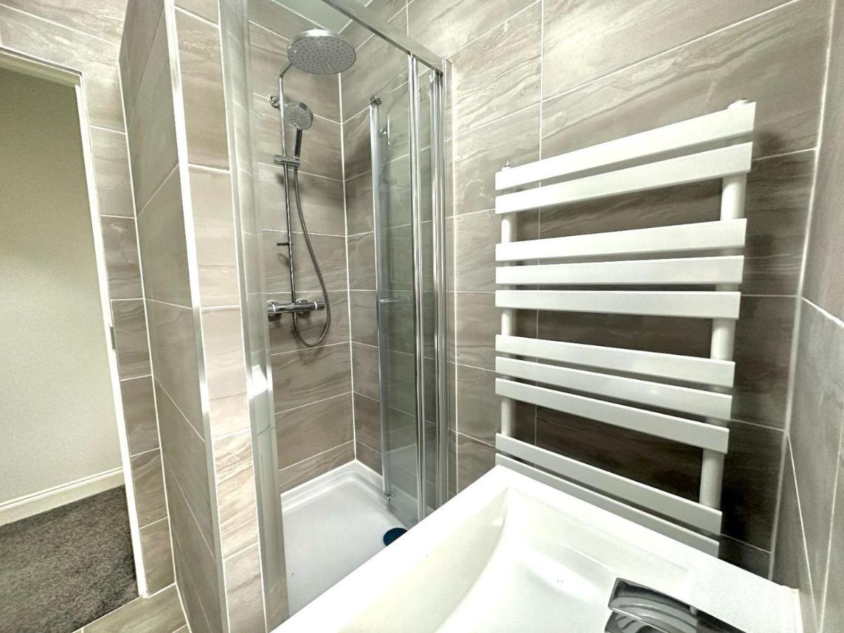 Open Mind Property - 6 Luxury Bedrooms With Free Parking Portsmouth Zewnętrze zdjęcie