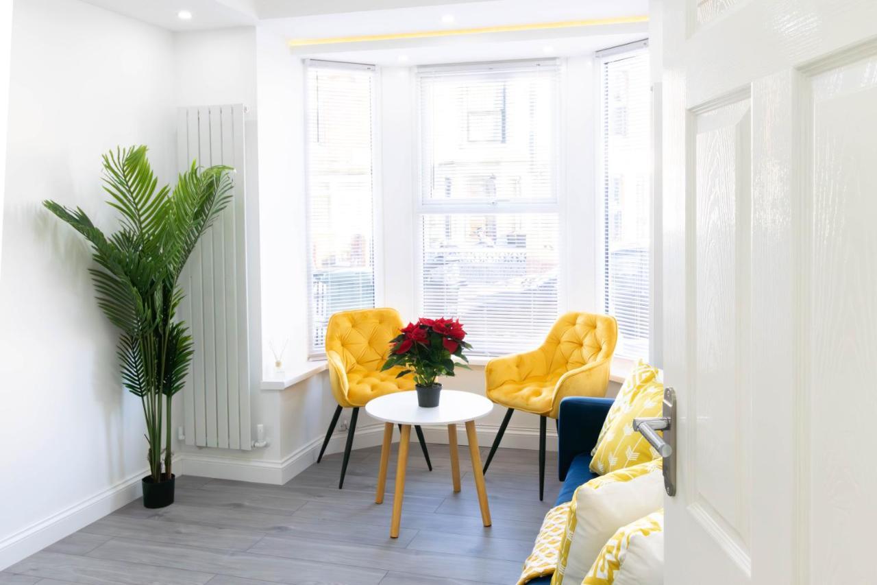 Open Mind Property - 6 Luxury Bedrooms With Free Parking Portsmouth Zewnętrze zdjęcie