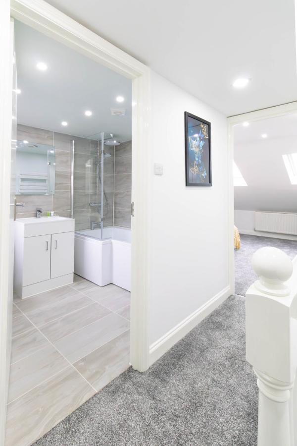 Open Mind Property - 6 Luxury Bedrooms With Free Parking Portsmouth Zewnętrze zdjęcie