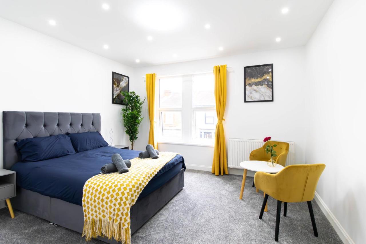 Open Mind Property - 6 Luxury Bedrooms With Free Parking Portsmouth Zewnętrze zdjęcie